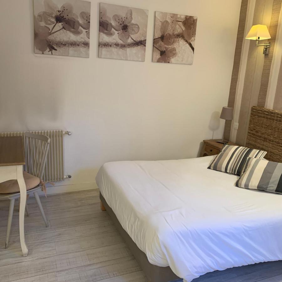 Hotel Des Falaises Villers-sur-Mer Kültér fotó