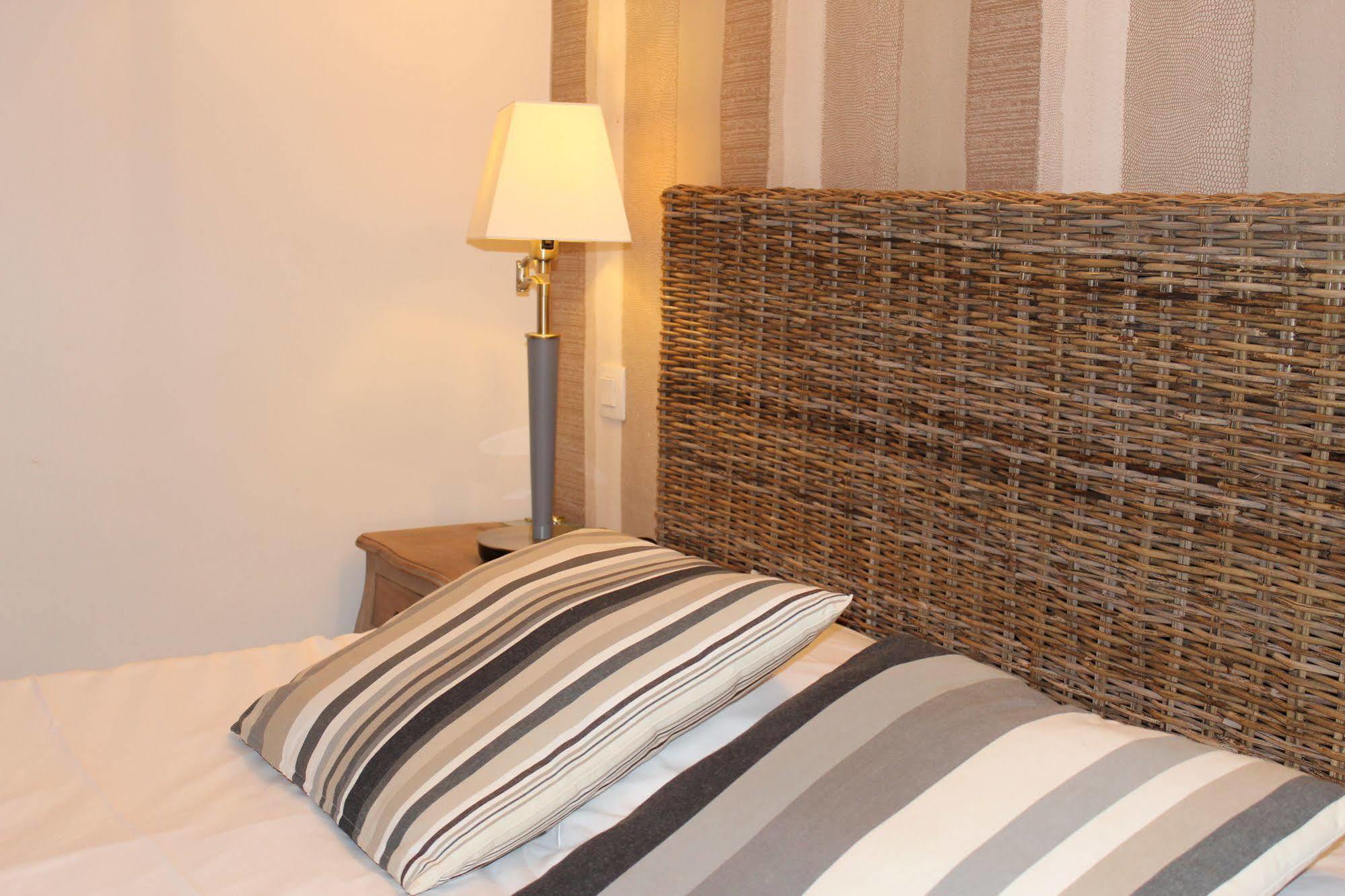 Hotel Des Falaises Villers-sur-Mer Kültér fotó